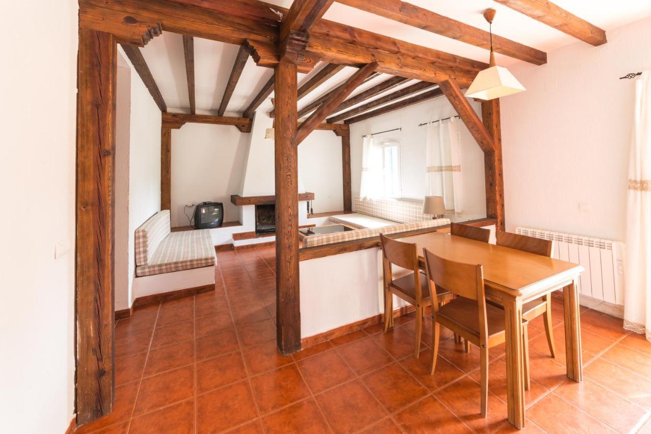 Apartamentos Rurales El Colvillo Trillo Exterior photo